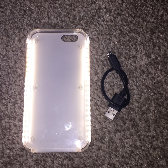 Rose Gold LuMee Case - Picture 2 of 3